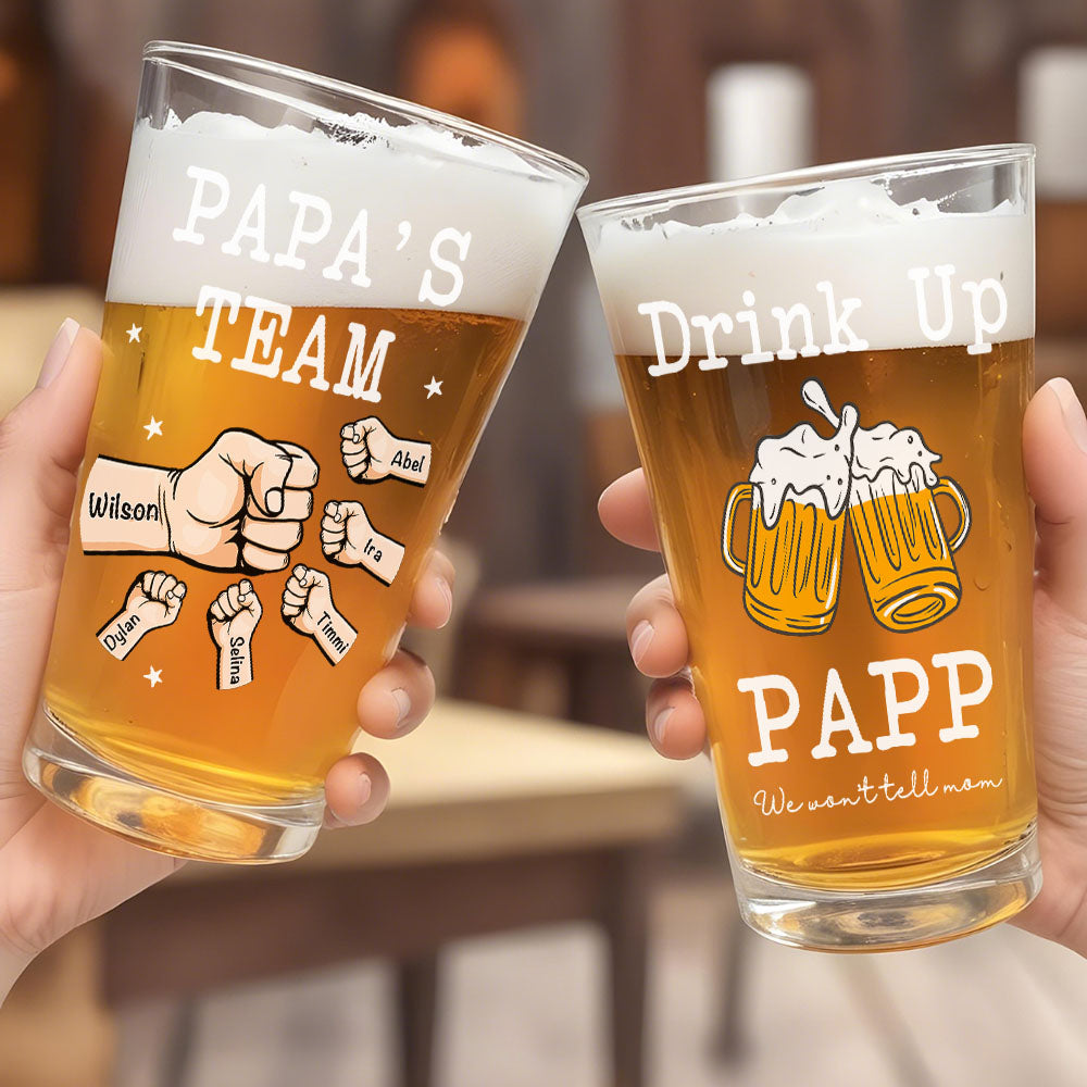Personalisiertes Bierglas für Papa – „Drink Up Dad, We Won’t Tell Mom“