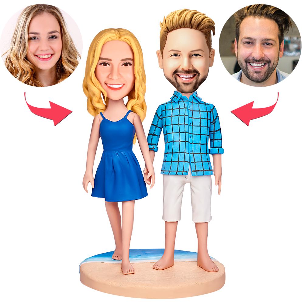 Couple on Honeymoon on the Beach – Personalisierte Bobbleheads mit Gravur