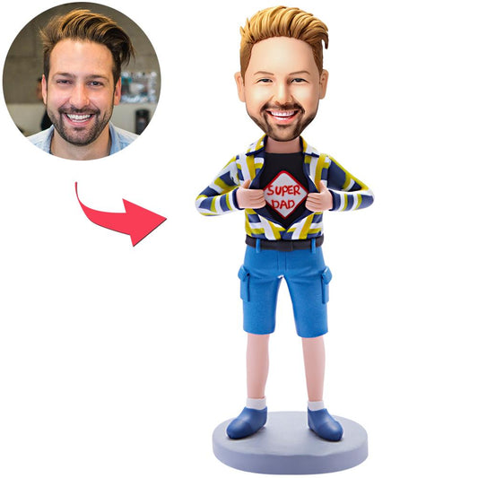Super Dad – Stilvoller Mann – Personalisierte Wackelkopffigur mit Gravur