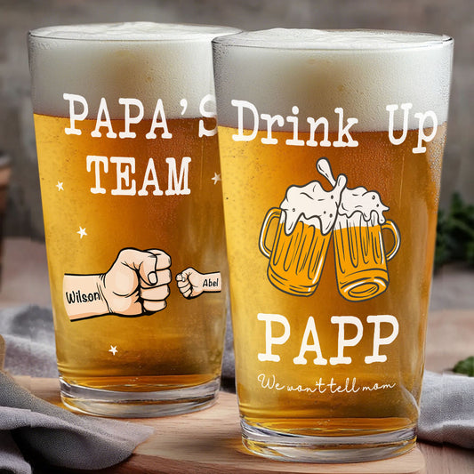 Personalisiertes Bierglas für Papa – „Drink Up Dad, We Won’t Tell Mom“