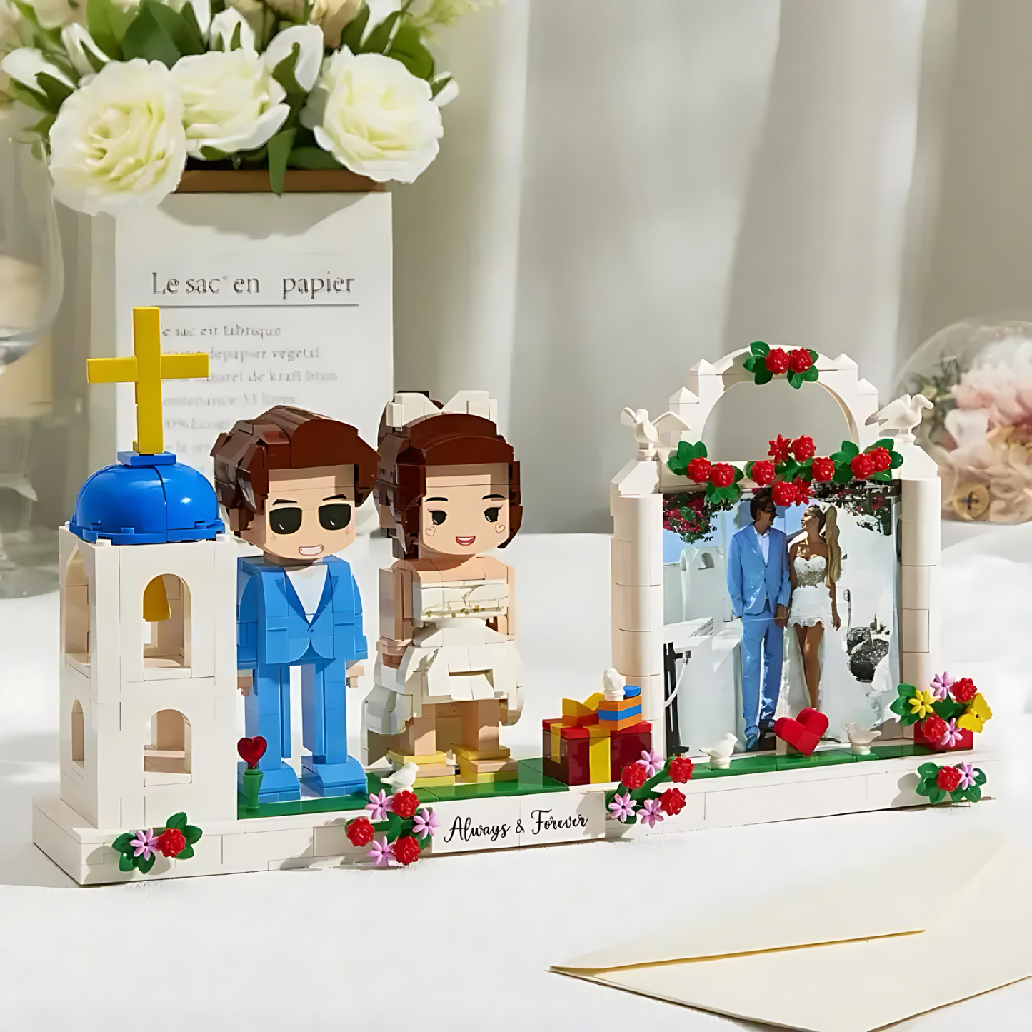 Personalisierte Hochzeitsfiguren im Bilderrahmen und Kirche – Zwei Ganzkörperfiguren als unvergessliches Geschenk für Paare