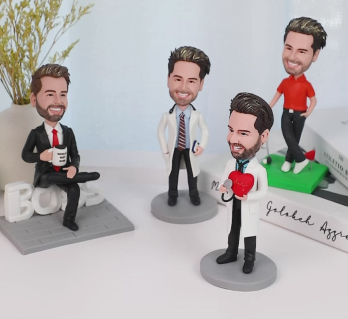 Personalisierter Bobblehead – Konditorin mit Wunschgravur.