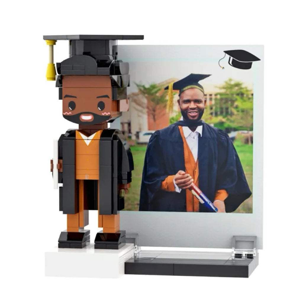 ForeverFig – Personalisierte Brick Figur als Abschlussgeschenk