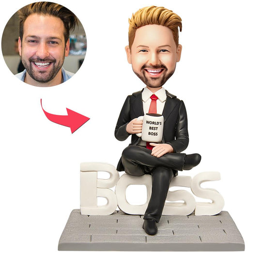 Personalisierter Wackelkopf – Dominanter Chef im Business-Look – mit Wunschgravur.