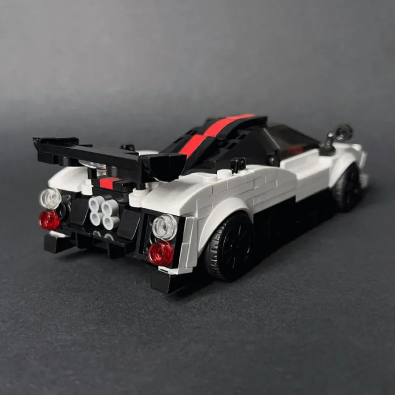 Pagani Zonda Cinque – Exclusive racing car made of interlocking bricks