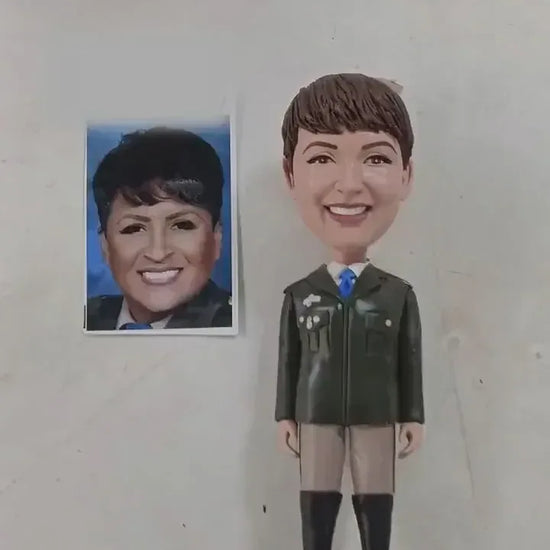 ForeverFig Personalisierte Wackelkopf-Figur Fußball – Portugal Edition mit Gravur - ForeverFig